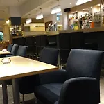 杜斯堡美居酒店 4* 杜伊斯堡