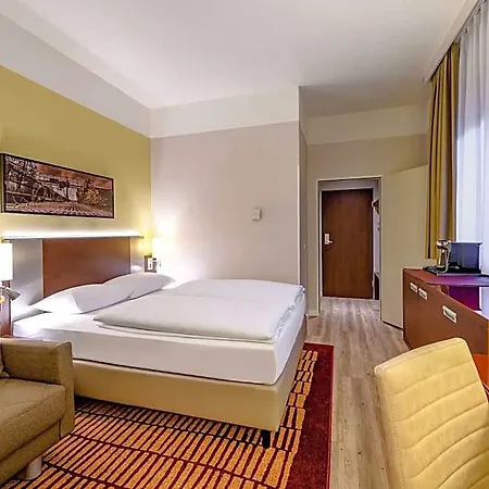 مركيور سيتي 4*